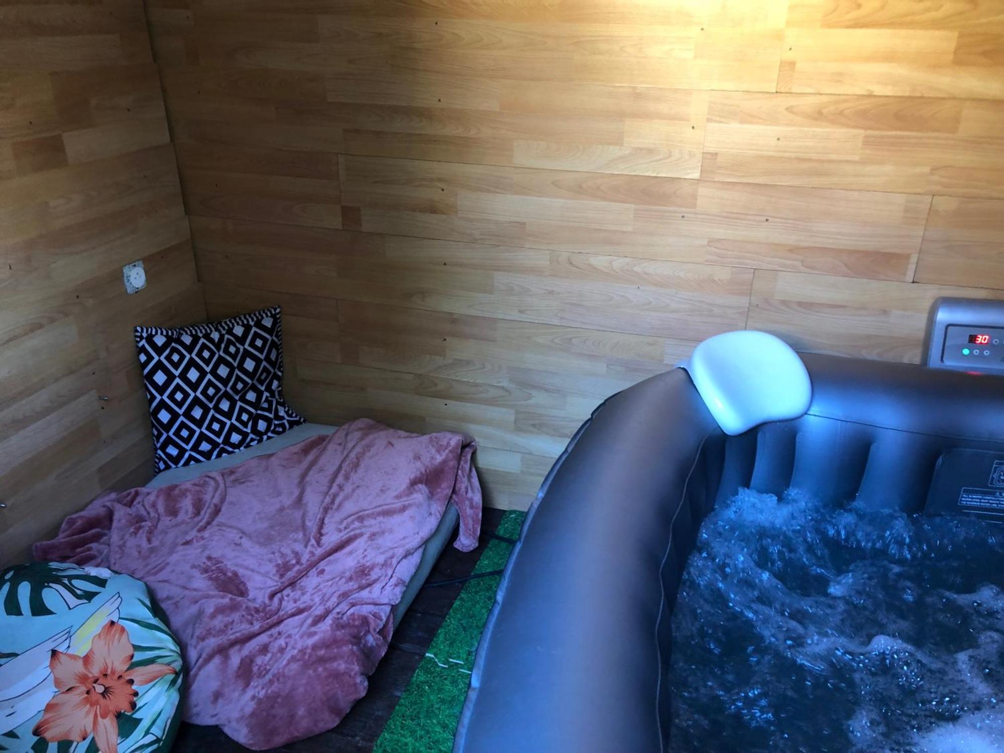 Grand T2 Climatise Avec Jardin Et Spa Narbonne Dış mekan fotoğraf